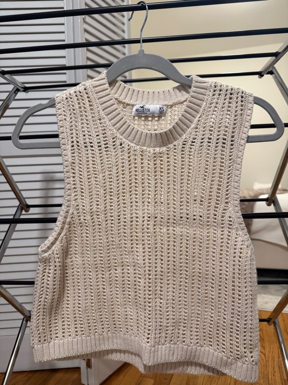Hollister Beige Open-Knit Sleeveless Sweater Vest